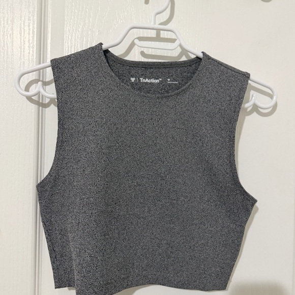 TNA Tops - TNA Gray Sleeveless Knit Crop Tank